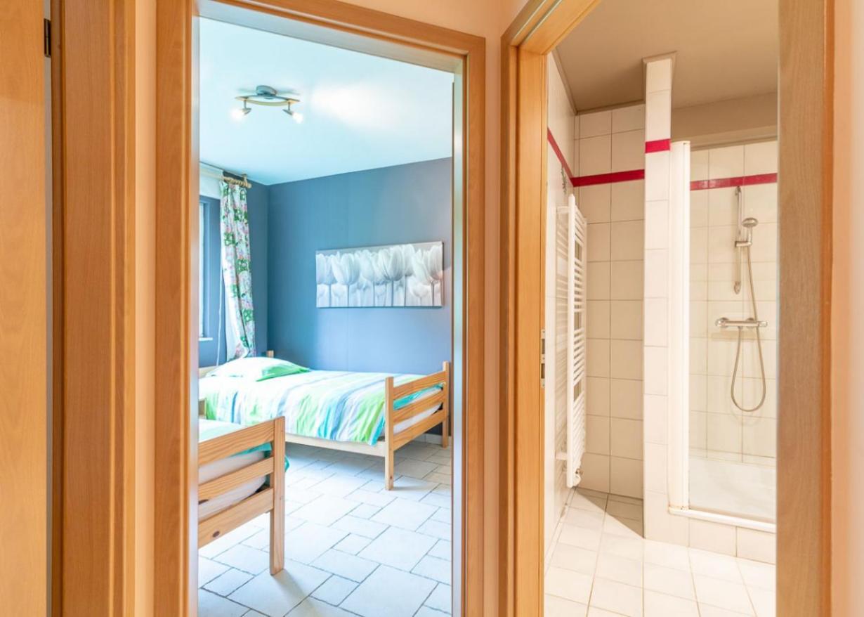 Nona Apartment Робервил Екстериор снимка