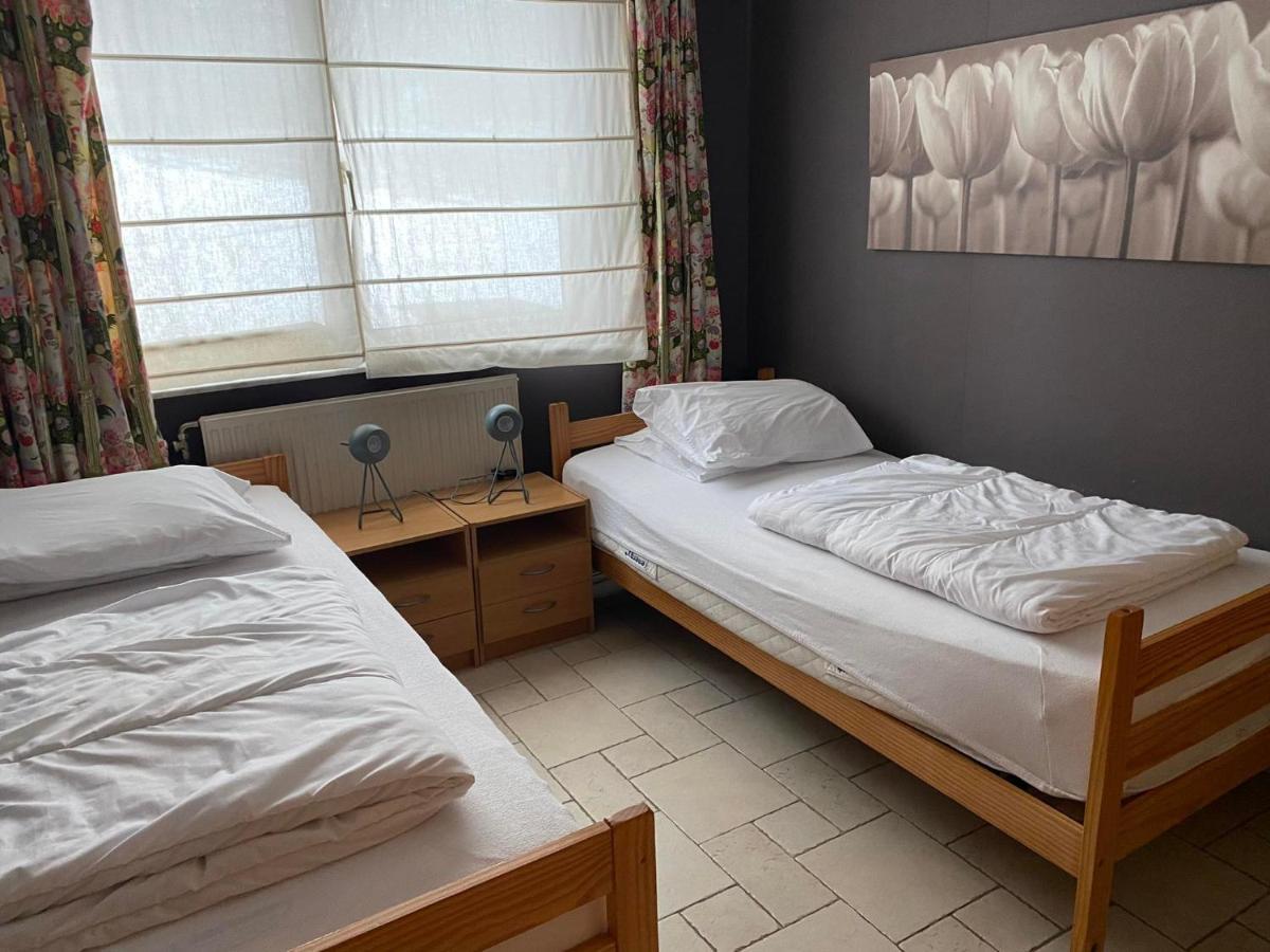 Nona Apartment Робервил Екстериор снимка