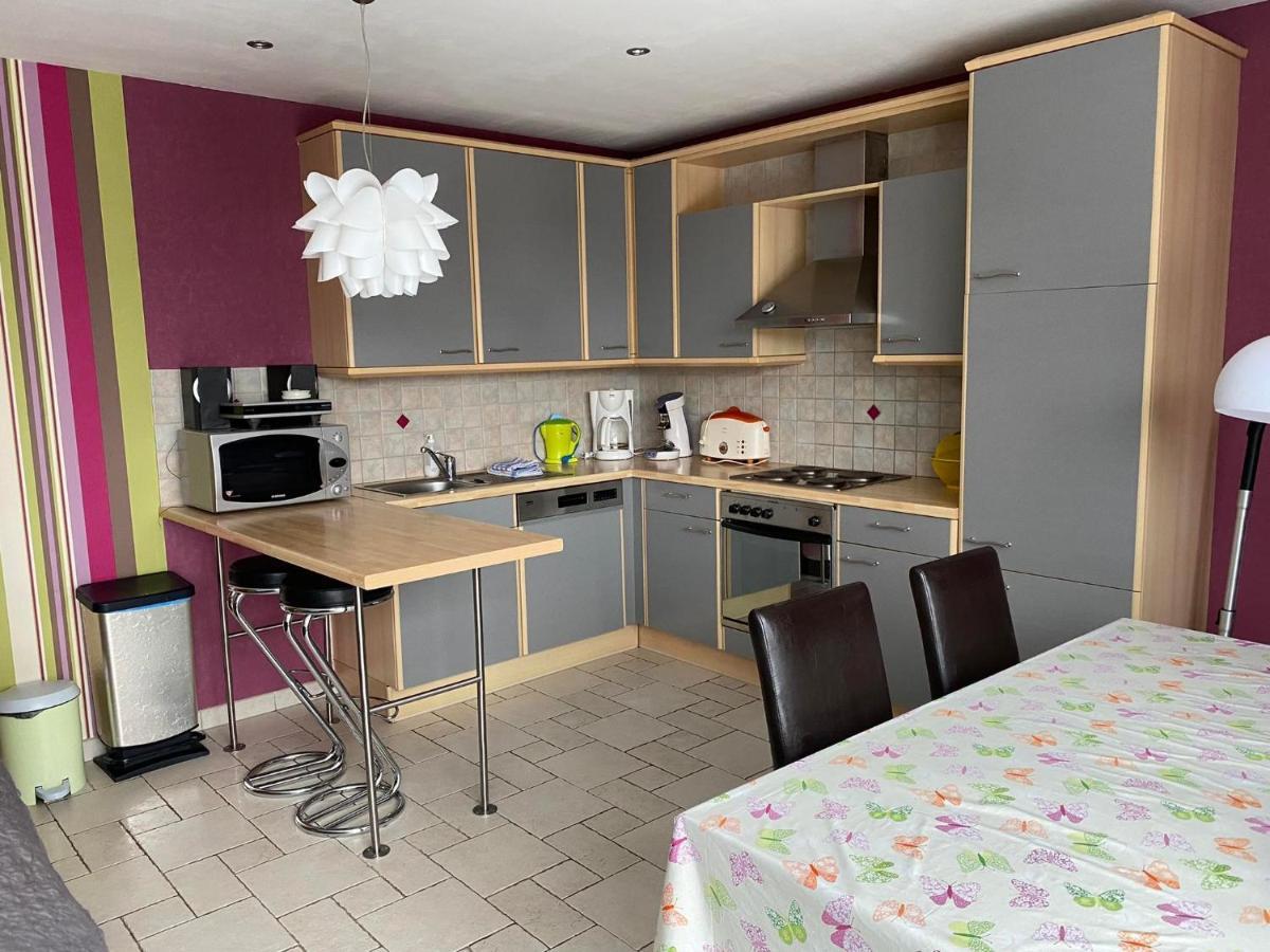 Nona Apartment Робервил Екстериор снимка